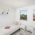 2 In Einem Haus * Ližnjan