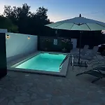 2 In Einem Haus Ližnjan