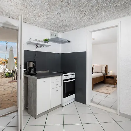 2 In Einem Haus * Ližnjan