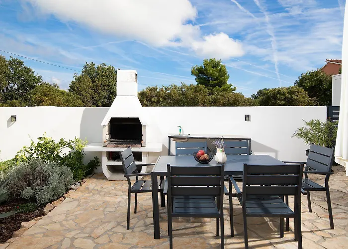 Βίλα 2 In Einem Haus *